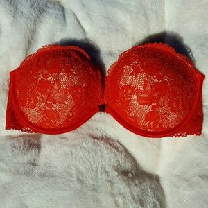 Victoria's Secret Srapless Bra
