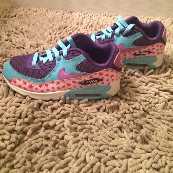 Kid's Nike's (Girls)