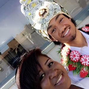 Meet your Posher, Lenora