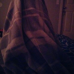 Meet your Posher, Rene