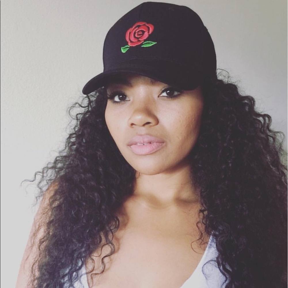 ✔️SOLD✔️Red Rose Baseball Cap