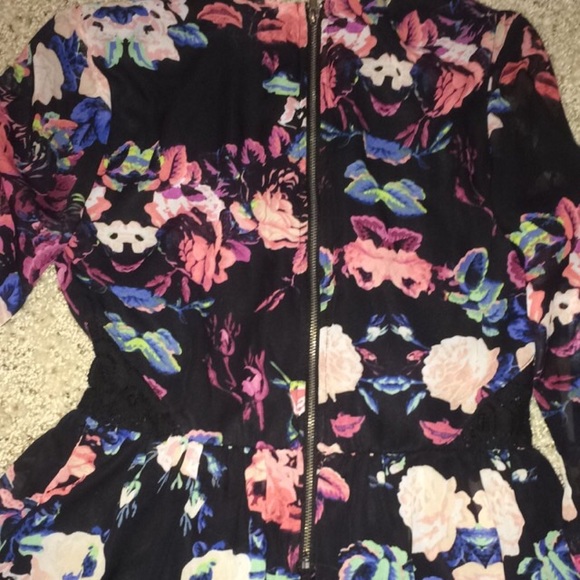 Floral dress - Picture 3 of 3