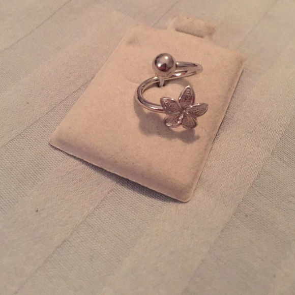 Belly button ring White gold with flower