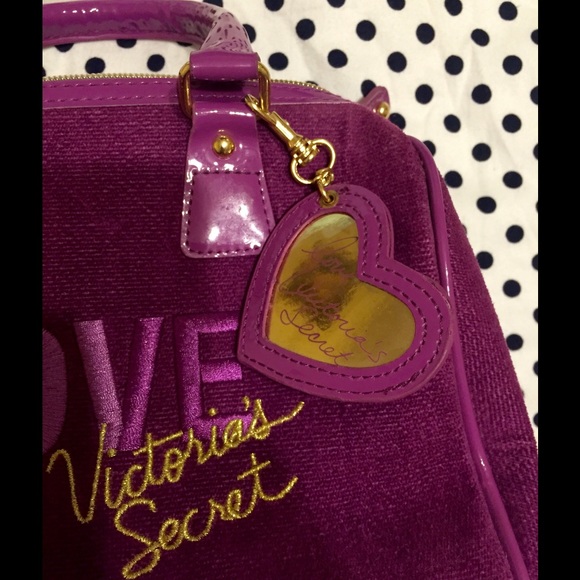 NWOT Victoria's Secret small fuchsia speedy - Picture 2 of 4