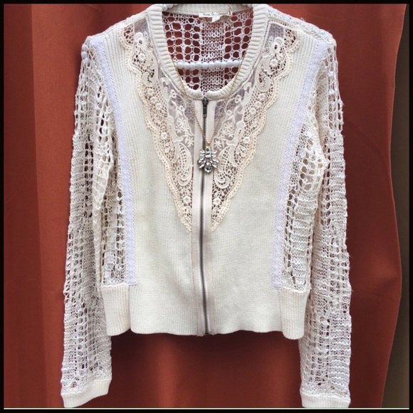 ‼️SOLD‼️. LACE & KNIT ‼️SOLD‼️ - Picture 4 of 8