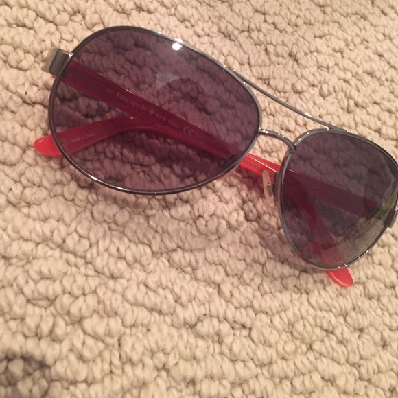 Coral Kate Spade sunglasses ♠️