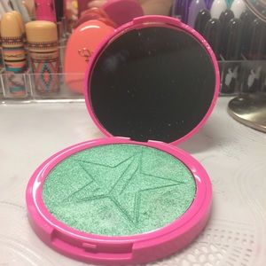 Jeffree Star Skinfrost - MINT CONDITION 💚
