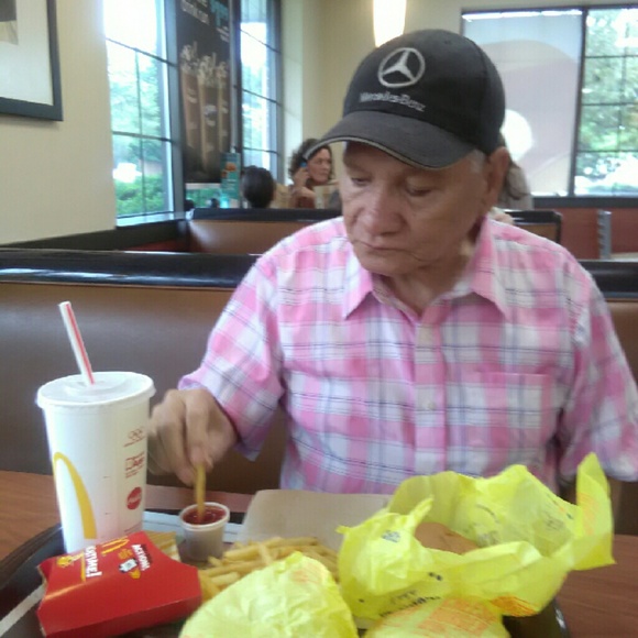 Meet your Posher, Iris - Picture 1 of 1