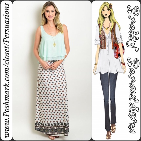 SOLD OUT 💞NWT Border Print Boho Maxi Skirt - Picture 3 of 4