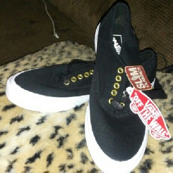Shoes - Picture 2 of 2