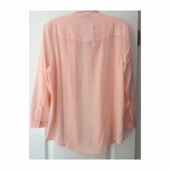 AE blouse - Picture 2 of 2