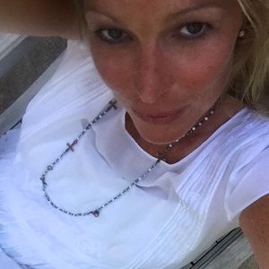 Meet your Posher, Lara beth