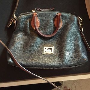 Cross body leather Dooney & Burke Bag