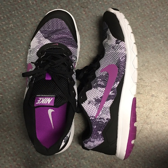 Women's nike free size 11