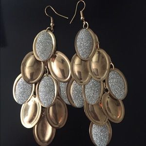 Dangle earrings