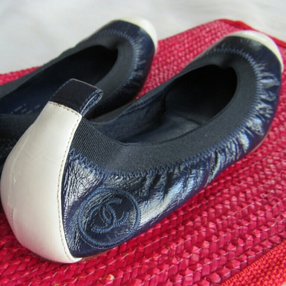 SOLD - Picture 3 of 4