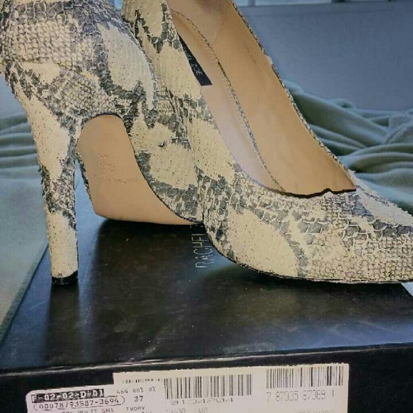 Rachel Zoe pumps