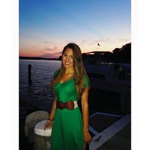 Meet your Posher, Neda