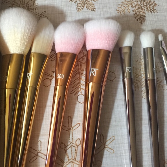 Real Techniques Metallic 7 Piece Makeup Brush Set