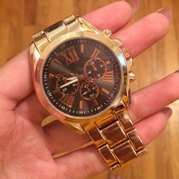 Women rose gold watch
