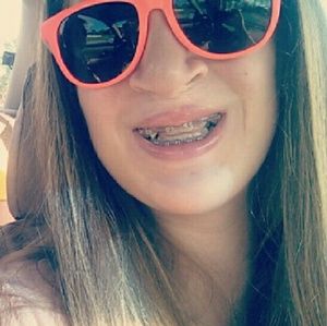 Meet your Posher, Haley