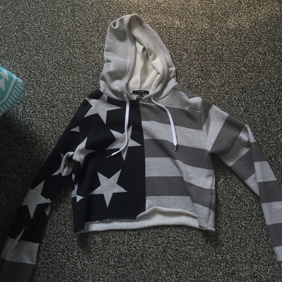 Forever 21 cropped hoodie