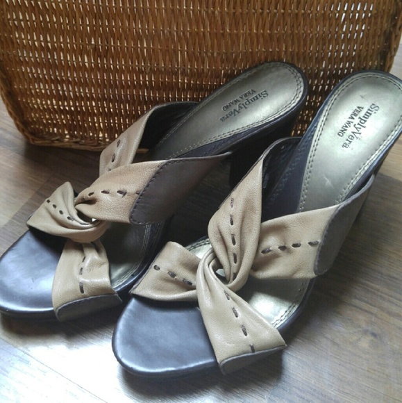 Simply Vera leather sandal - Picture 3 of 3