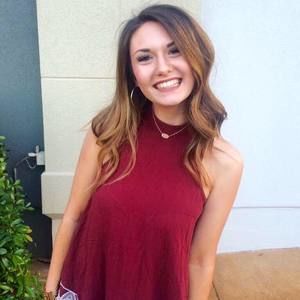 Meet your Posher, Caroline