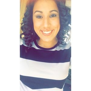 Meet your Posher, Vanesa
