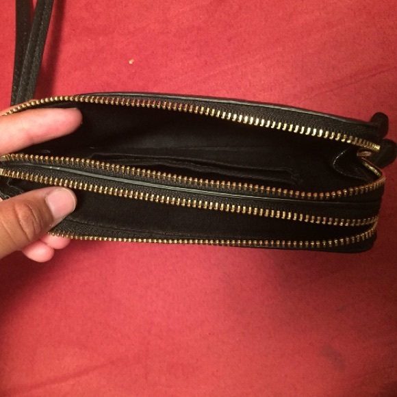 *SOLD*Coach double zip wristlet - Picture 3 of 3