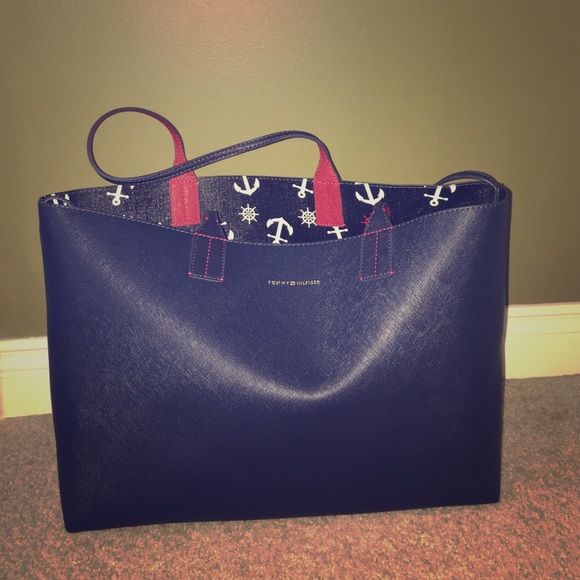 NAVY BLUE TOMMY HILFIGER TOTE BAG