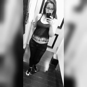 Meet your Posher, Rosy