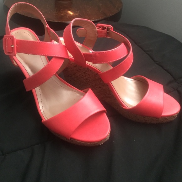 Coral wedges