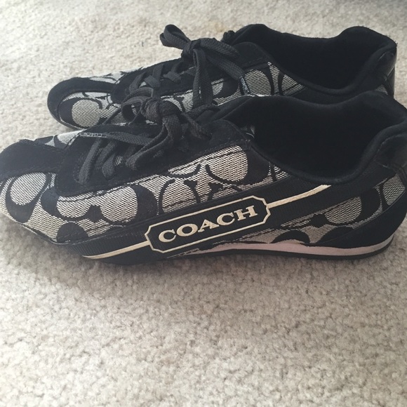 Coach Shoes - ❗️sale $30❗️Coach sneakers
