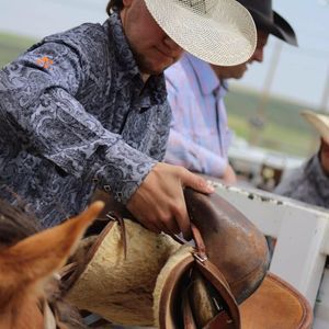 Meet your Posher, Hunter