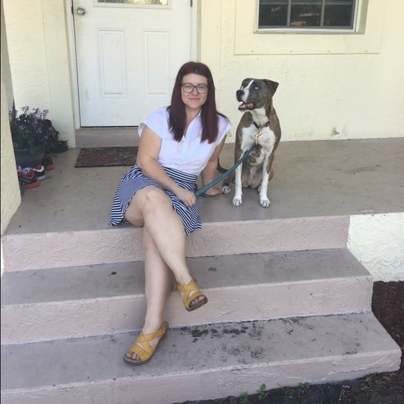 Meet your Posher, Ginger - Picture 2 of 4