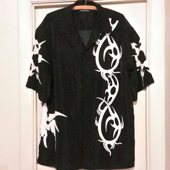 🚨SOLD🚨MEN'S  DRESS SHIRT
