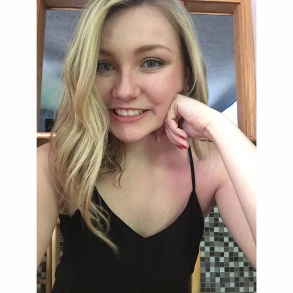 Meet your Posher, Rylee - Picture 1 of 1