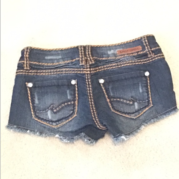 Shorts - Picture 2 of 2