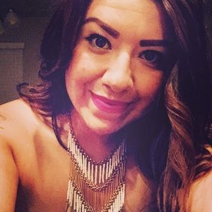 Meet your Posher, Karina