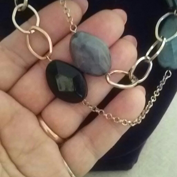 Fashion necklace - Picture 2 of 2