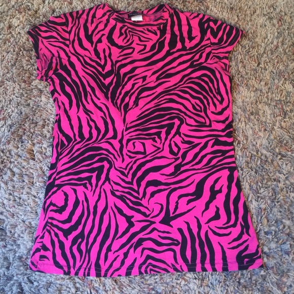 Hot pink & Black , stretchy T, animal Print