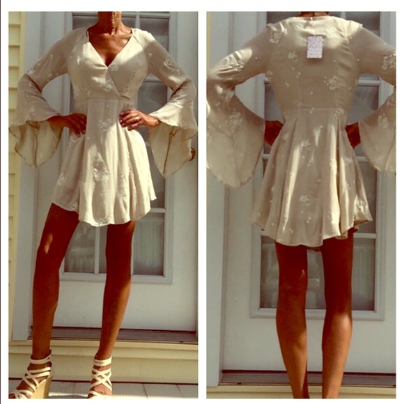 Free People Dresses & Skirts - ☮NWT Free People Dress☮