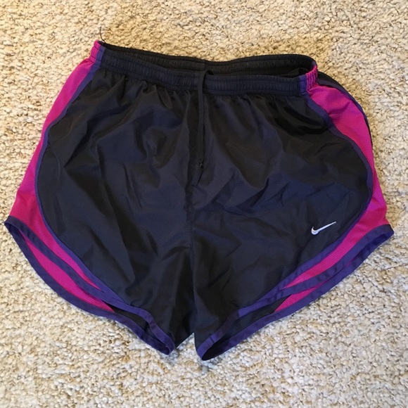 Nike Pants - Nike Dri Fit size small pick and pink shorts!