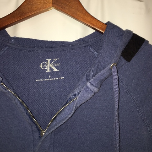 Calvin Klein, Size S, pullover hoodie - Picture 3 of 3
