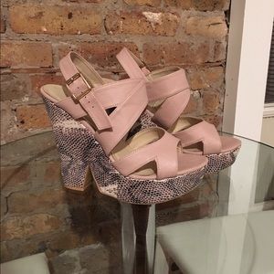 “Joiet Moi” pink wedges- Worn once- Size 10