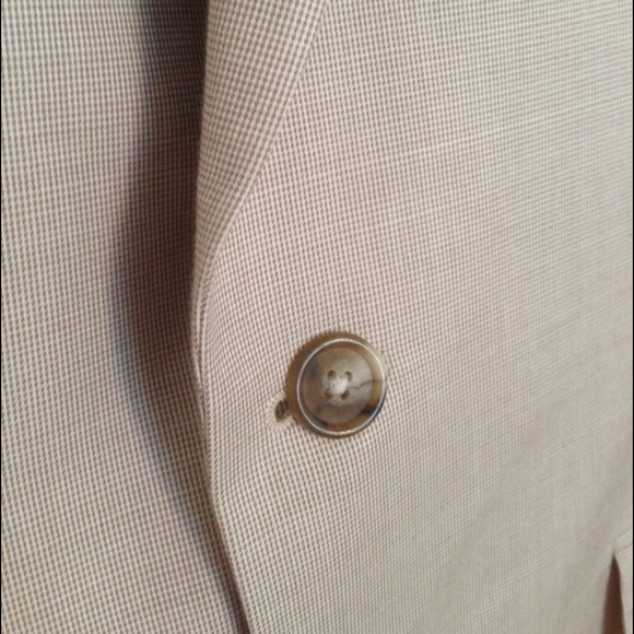 Men's Joseph A Banks Tan Suit 40L - Picture 4 of 4