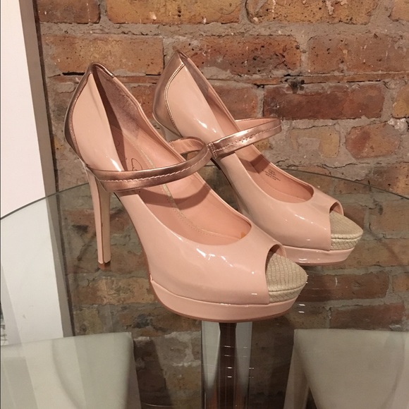 “Jessica Simpson” platforms