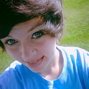 Meet your Posher, Naomi