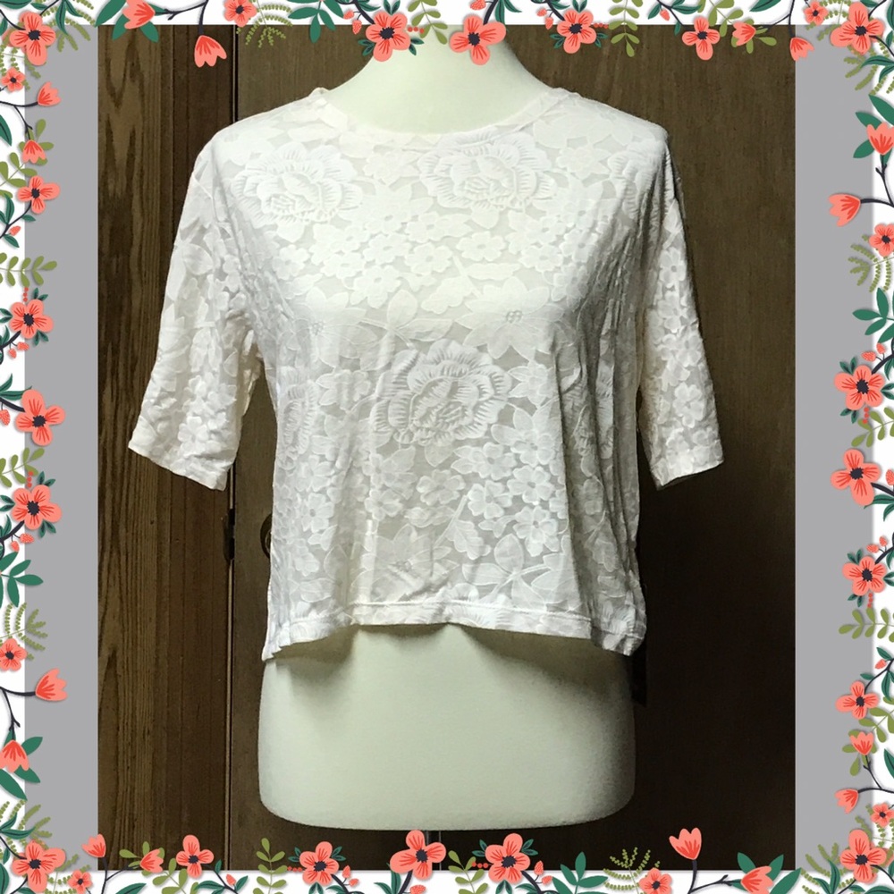 Forever 21 blush floral crop top- medium